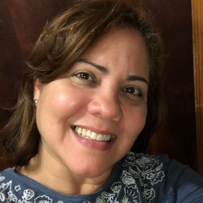 Profile Picture of Sylvia H. (@SylviaSylvet) on Twitter