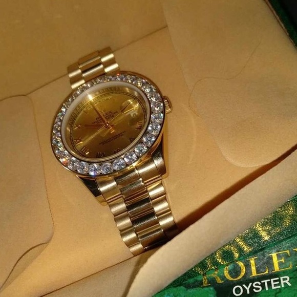 Profile Picture of Lala Diaz (@lalaboss) on Poshmark