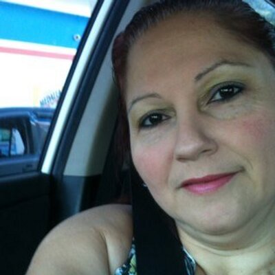 Profile Picture of Luz Velez (@luzvelez42) on Twitter