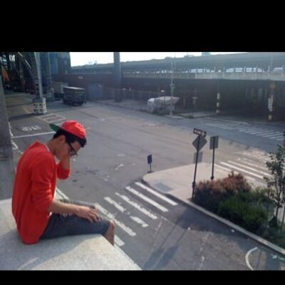 Profile Picture of Damian Anthony Blum (@N0nSagerific) on Twitter