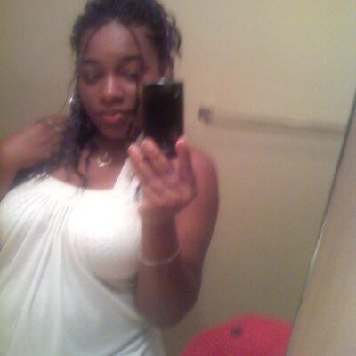 Profile Picture of Chasity Wheeler (@mzhoneydip2012) on Twitter