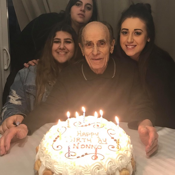 Angela Cardile - Poshmark Profile Picture of Angela Cardile (@angelacardile97) on Poshmark