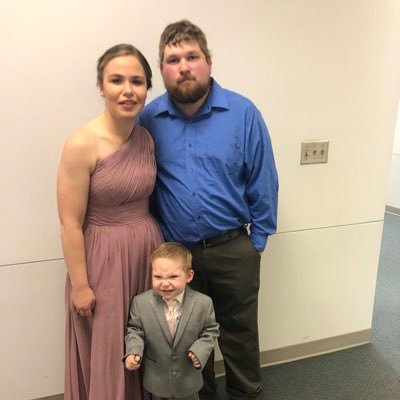 Profile Picture of Derek John Larsen (@derek8282) on Twitter