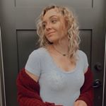 Profile Picture of Emily Andrews (@emilyyyyy.j) on Instagram