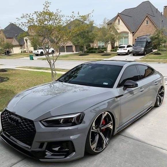 Profile Picture of Mark Cheung (@markcheung) on Poshmark