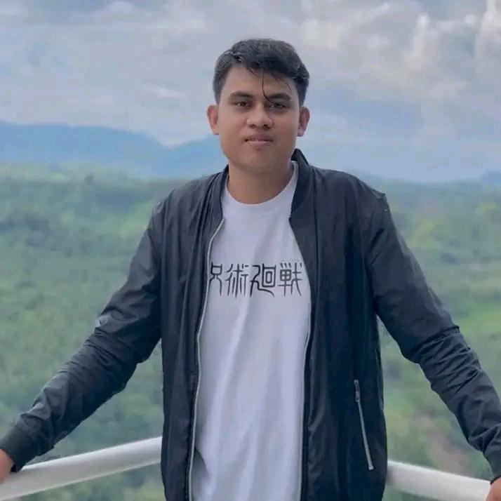 Profile Picture of Richard (@richardservando) on Tiktok