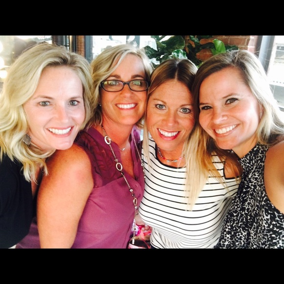 Profile Picture of Melissa Willingham (@mwillingham3) on Poshmark
