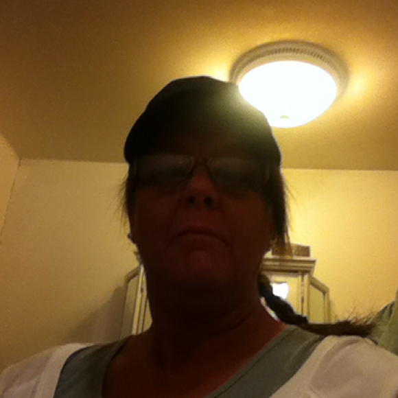Profile Picture of Melody Sample (@msample) on Poshmark