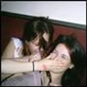 Profile Picture of Amy Maloy (@stripeybee) on Myspace