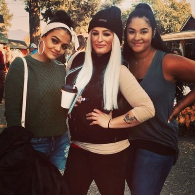 Profile Picture of Bianca Barnett (@BIANCAIDOGHOES) on Twitter