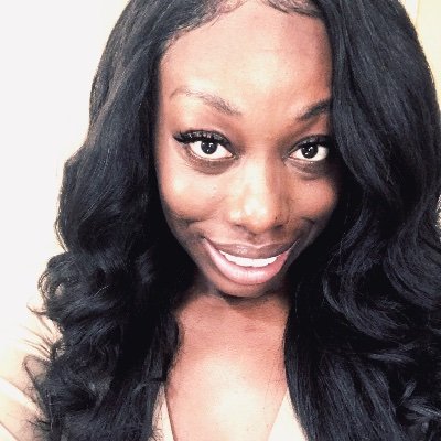 Profile Picture of Winnie, Esq. (@WinnietheWinner) on Twitter