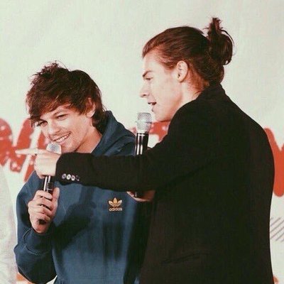 Profile Picture of Larry's Old Tweets (@larrysoldtweets) on Twitter