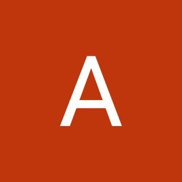 Profile Picture of Aaron Kim (@askaaronk) on Poshmark