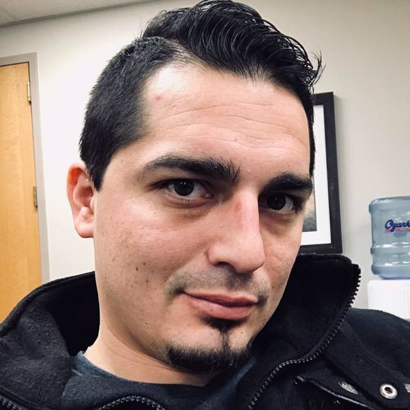 Profile Picture of Dawayne Opferman (@hale1327) on Poshmark