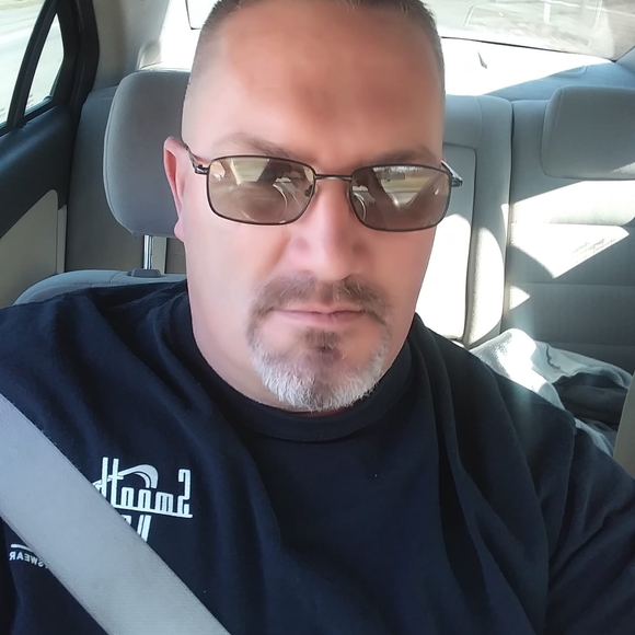 Profile Picture of James Holden (@jholden713) on Poshmark