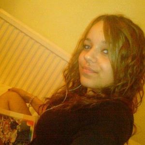 Profile Picture of Chantelle Jade (@ceejeezie) on Myspace
