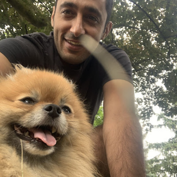 Profile Picture of Manouchehr Abedi (@manouchehrabedi) on Poshmark