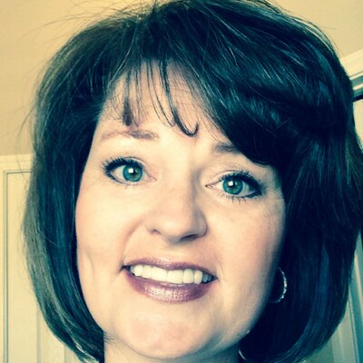 Profile Picture of Laurie Schaeffer (@oiledandspoiled) on Twitter