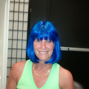 Profile Picture of Marlene Hodge (@TheMarlHodge) on Youtube