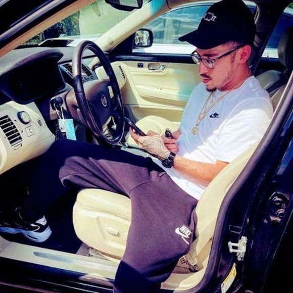 Profile Picture of Brian Locastro (@brianlocastro) on Poshmark