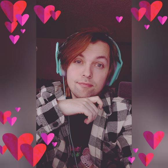 Profile Picture of Dustin Farron (@dustin_farron) on Poshmark