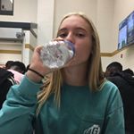 Profile Picture of halleighcarroll (@halleighcarroll) on Instagram