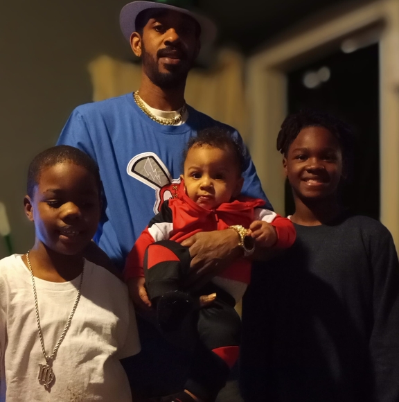 Profile Picture of Stevie Smith (@steviesmith356) on Poshmark