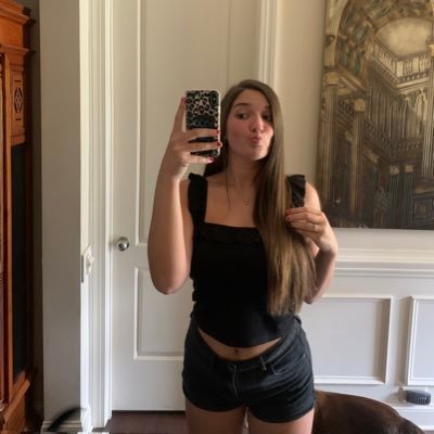 Profile Picture of Madison Summers (@madisonsumers) on Twitter