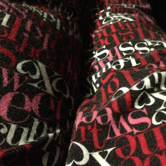 Profile Picture of Wanda Fairburn (@wfairburn) on Poshmark