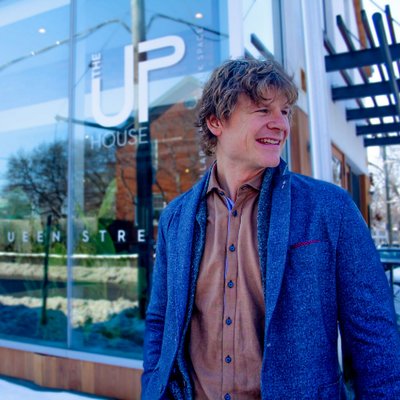 Profile Picture of CallKarl:RE/MAX (@CallKarl) on Twitter