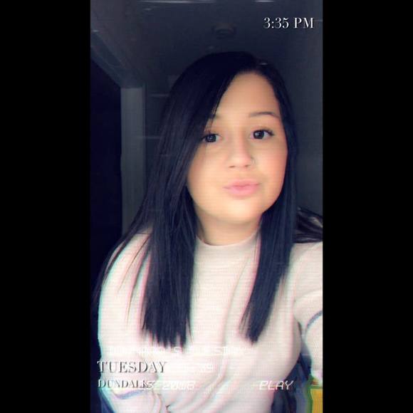 Profile Picture of Donna Schaefer (@doonnaaaa) on Poshmark