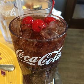 Profile Picture of HM (@harperharpharp) on Pinterest