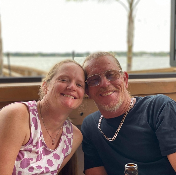 Profile Picture of Shelly Null-smith (@ssmith81275) on Poshmark