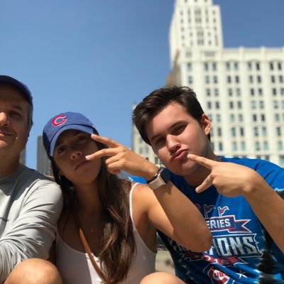 Profile Picture of James Bohn (@bohndereplay) on Twitter