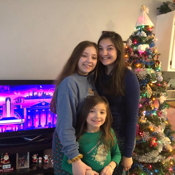 Profile Picture of Kaydance Hinn (@kaydancehinn) on Poshmark