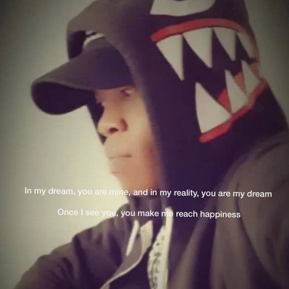 Dooley Dom - Poshmark Profile Picture of Dooley Dom (@dooleydom) on Poshmark