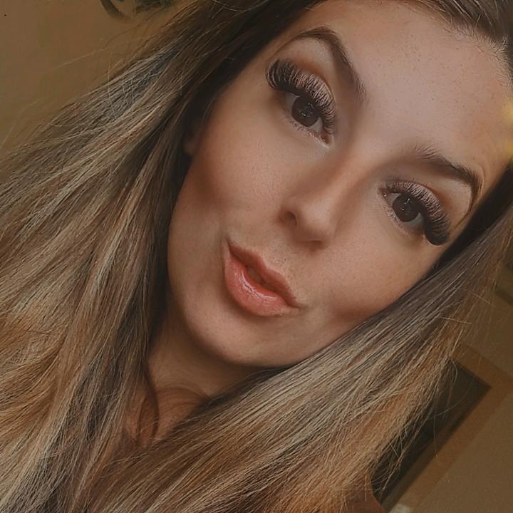 Profile Picture of Adele Ross (@adele_961) on Tiktok