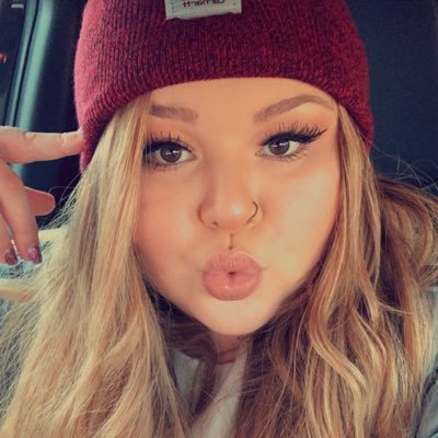 Profile Picture of Loren Anderson (@_lorenando) on Twitter