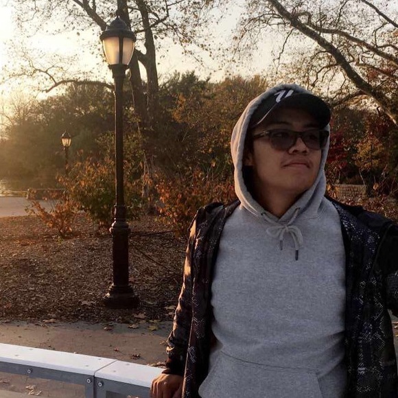 Profile Picture of Justin Jimenez (@jimene69) on Poshmark