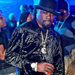 Profile Picture of Avery R. Wilder (@onmyjobdaily) on Instagram