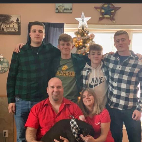 Profile Picture of Brady Valerius (@brady30valerius) on Poshmark