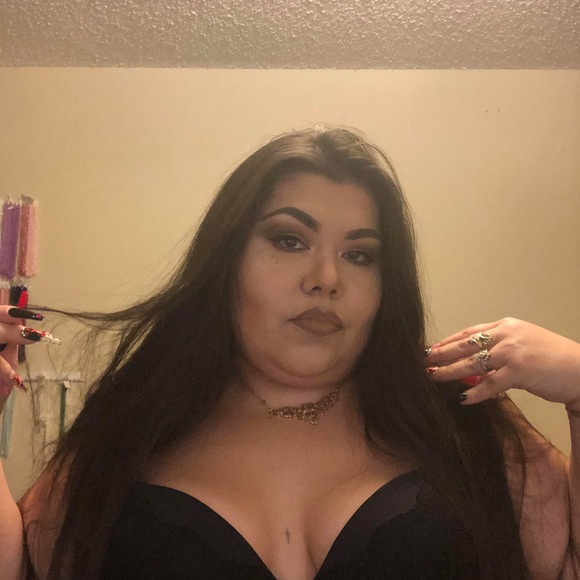 Profile Picture of Shayla Wilkins (@shay2018) on Poshmark