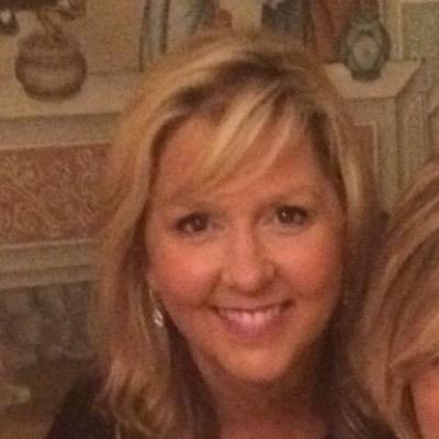 Profile Picture of Rhonda D Stutts (@rdsbulldog) on Twitter