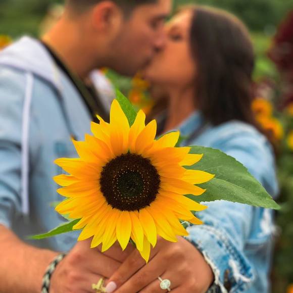 Profile Picture of Frank Derise (@frankderise) on Poshmark