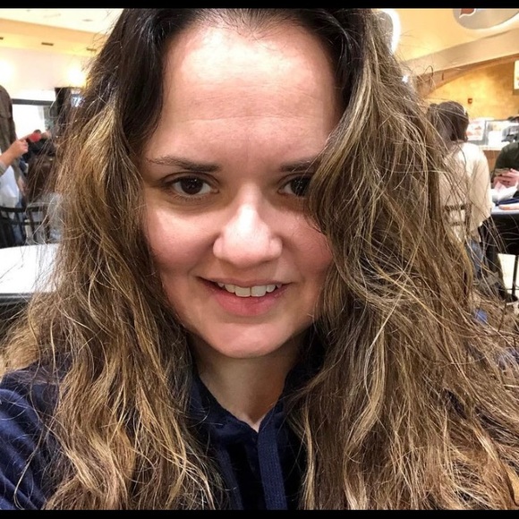 Profile Picture of Chrissy 👜 👛 Tomasino (@godmom925) on Poshmark