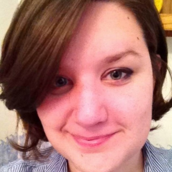 Profile Picture of Chelsea Julius (@juliusc326) on Poshmark