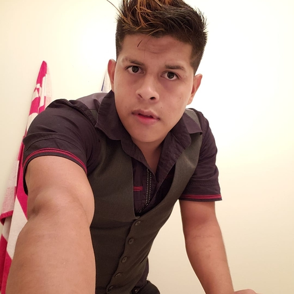 Profile Picture of Jose Carlos (@josecarlos772) on Poshmark