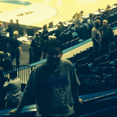 Profile Picture of Zach Stinson (@stinson_zach) on Twitter