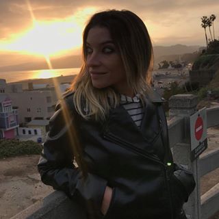 Carol Bitencourt - Facebook Profile Picture of Carol Bitencourt (@carolinabitencourtarquitetura) on Facebook