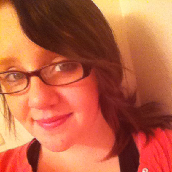 Profile Picture of Katie Midcap (@kmidcap) on Poshmark